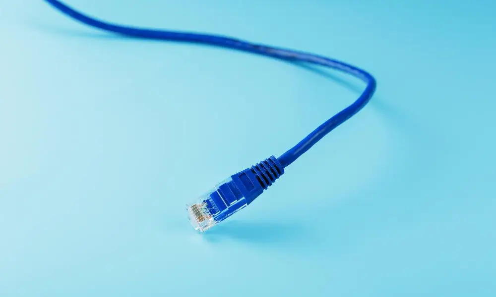 LANケーブル接続